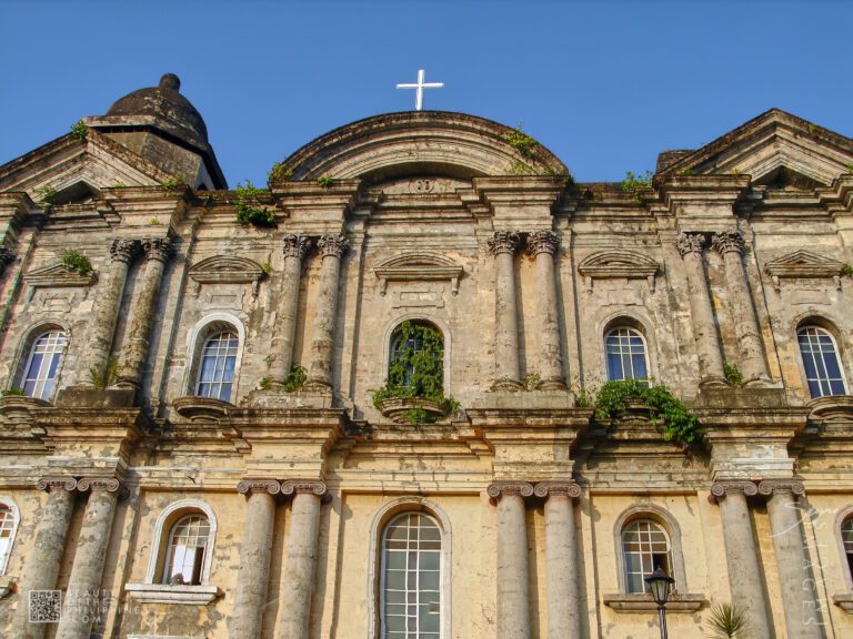 Taal Basilica Batangas 2007-04-06 2007-04-06 DSC04394 marianosayno 0