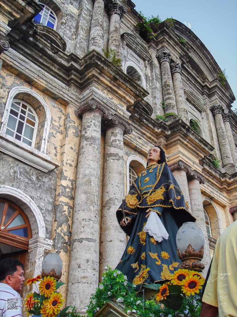 Taal Basilica Batangas 2007-04-06 2007-04-06 DSC04484 marianosayno