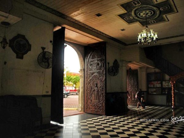 Barasoain_Church_Malolos_Bulacanl_mariano_sayno_ 2013.06.02_DSC_0948