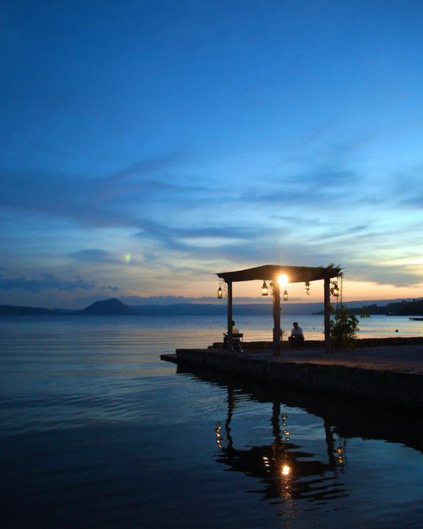 Taal Lake Mariano Sayno husayno