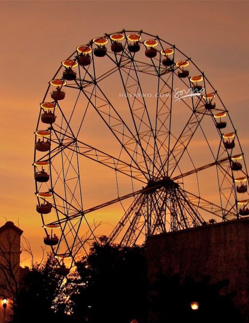 enchanted kingdom santa rosa laguna392038751_8120816782_o
